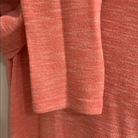 Super cute hooded sweater top 💋💗 - Picture 4 of 5